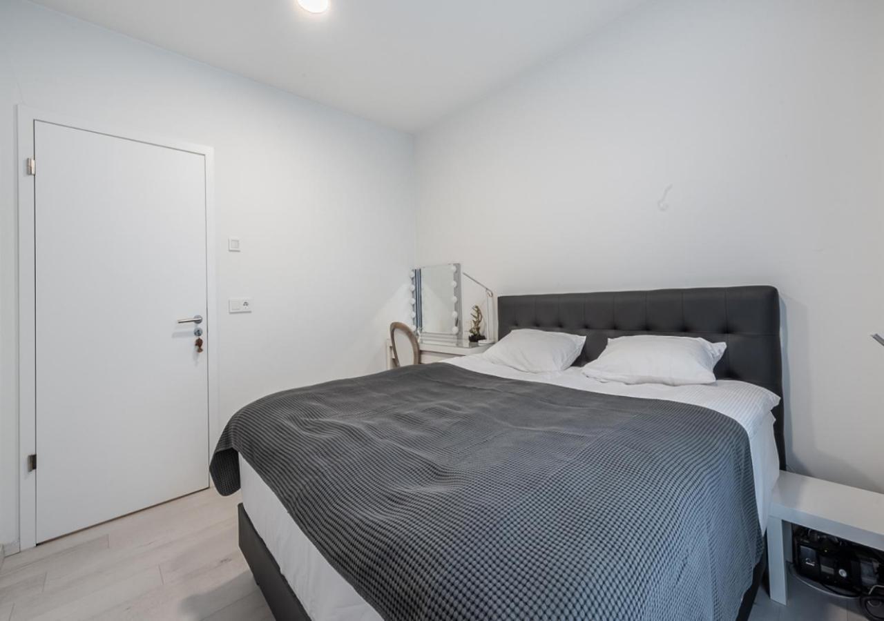Brietartun 2br With 2 Bathrooms 207 *